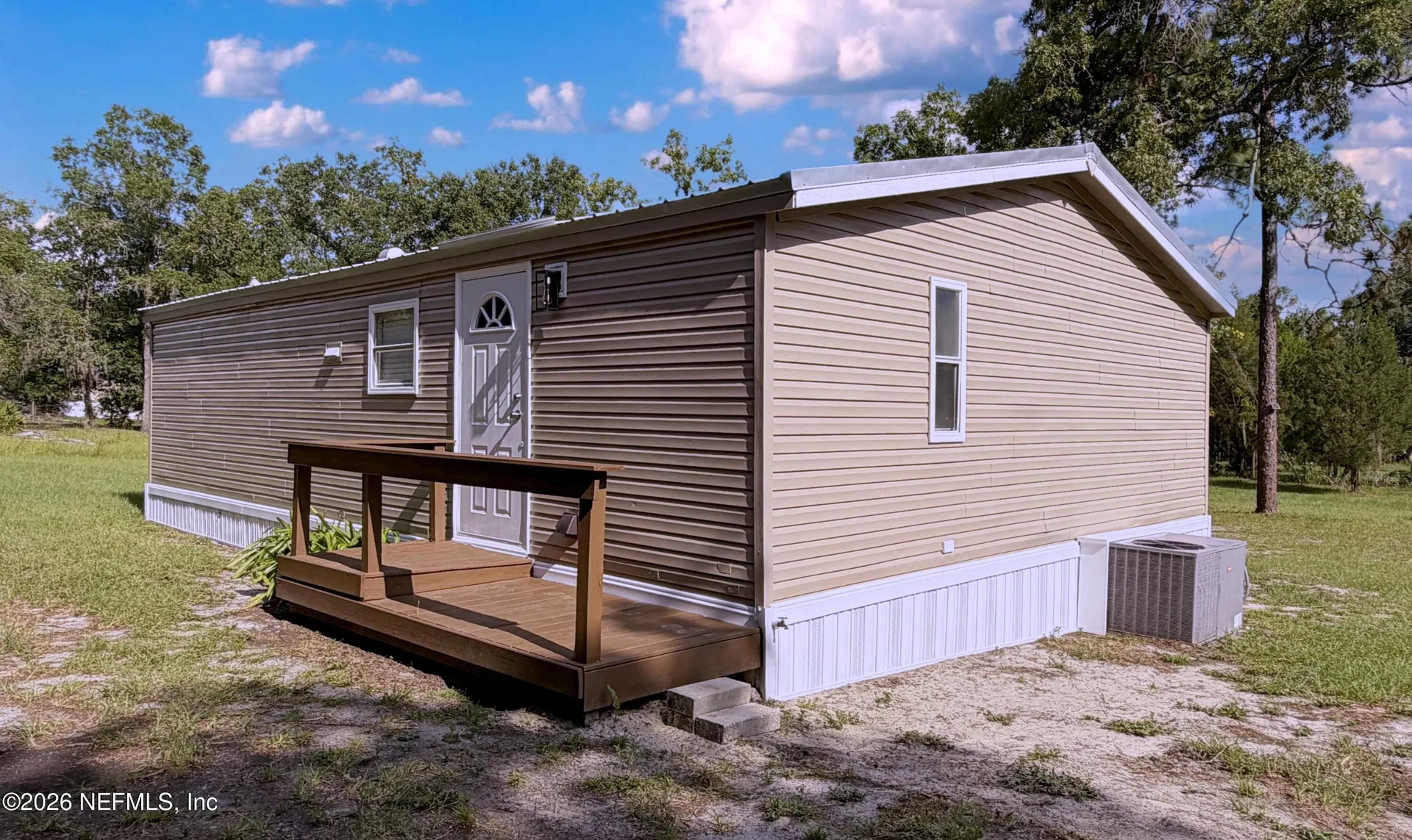 102 Dalton Court Satsuma FL 32189