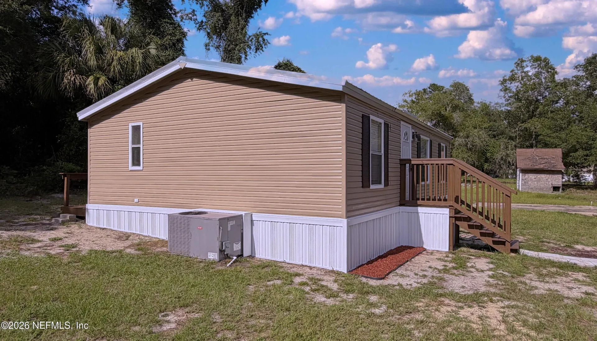 102 Dalton Court Satsuma FL 32189