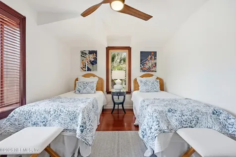 2709 Ocean Drive S Jacksonville Beach FL 32250