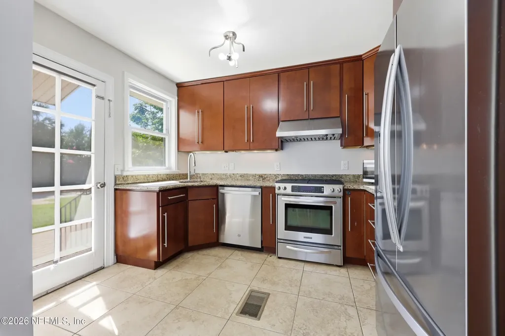 2749 Hendricks Avenue Jacksonville FL 32207