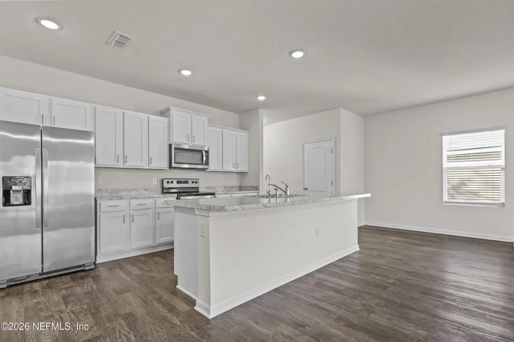 8279 Meadow Walk Lane Jacksonville FL 32256