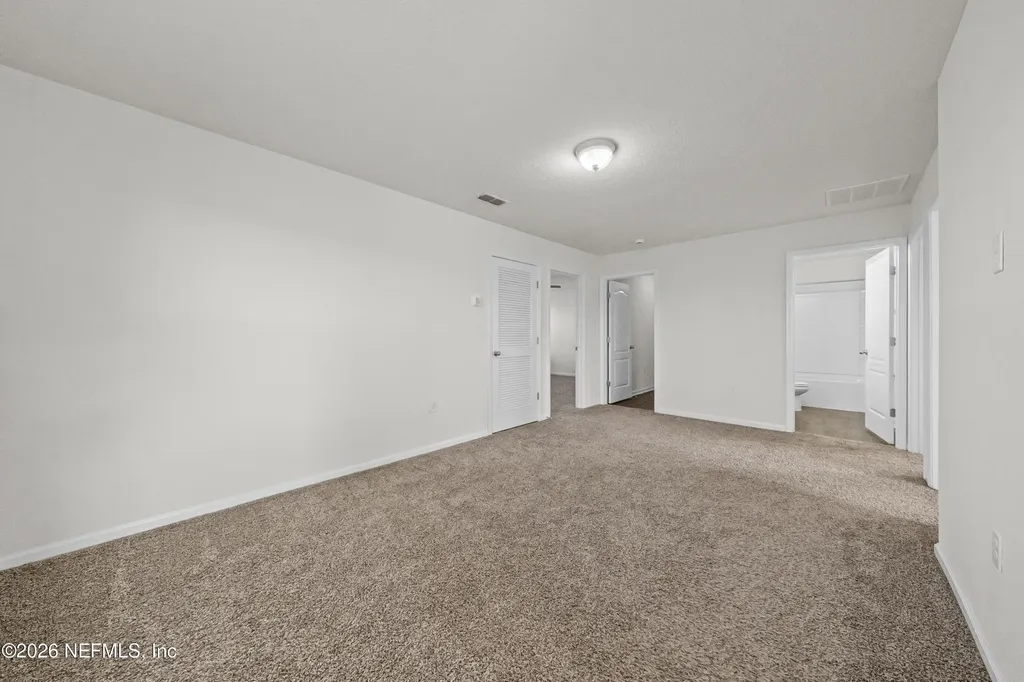 8279 Meadow Walk Lane Jacksonville FL 32256