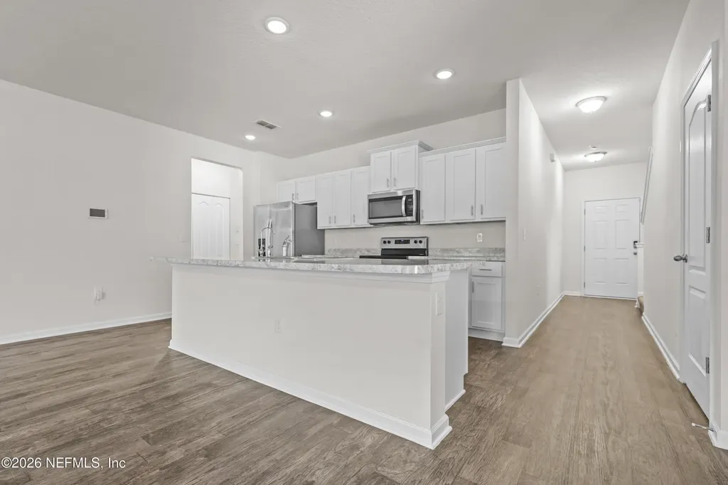 8279 Meadow Walk Lane Jacksonville FL 32256