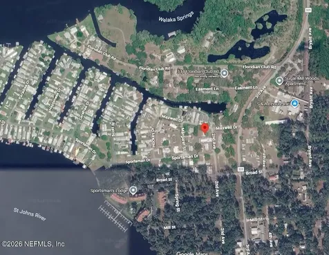 1305 2nd Avenue Welaka FL 32189