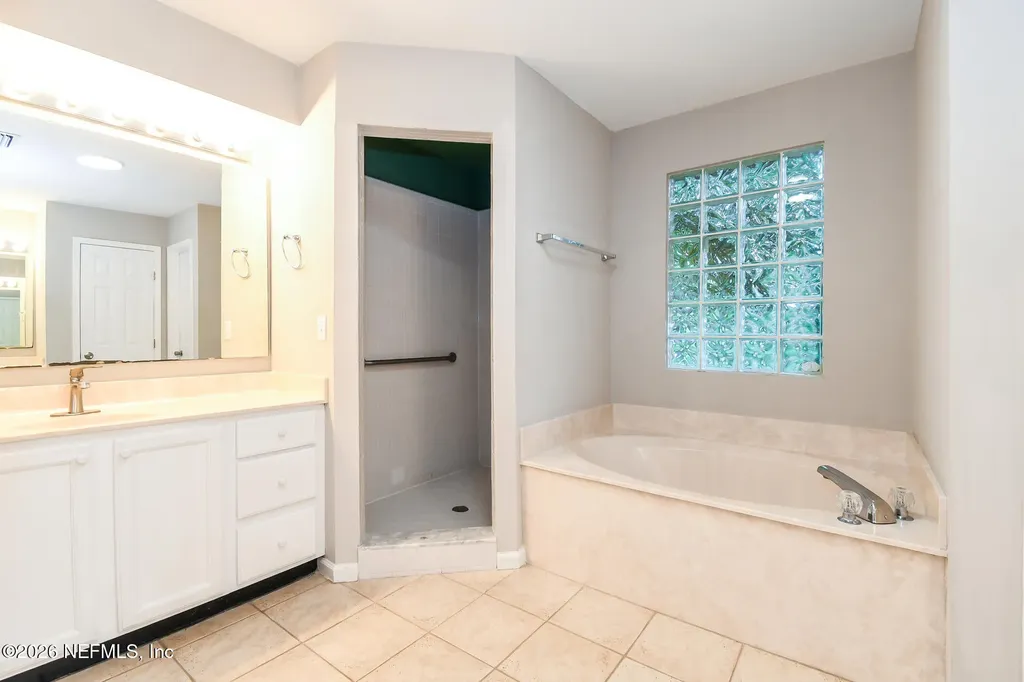 4234 Emerald Bay Drive Jacksonville FL 32277