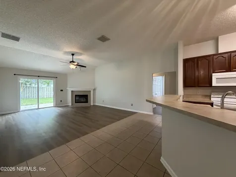 1316 E Chinaberry Court St. Johns FL 32259