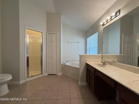 1316 E Chinaberry Court St. Johns FL 32259