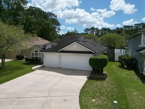 1316 E Chinaberry Court St. Johns FL 32259
