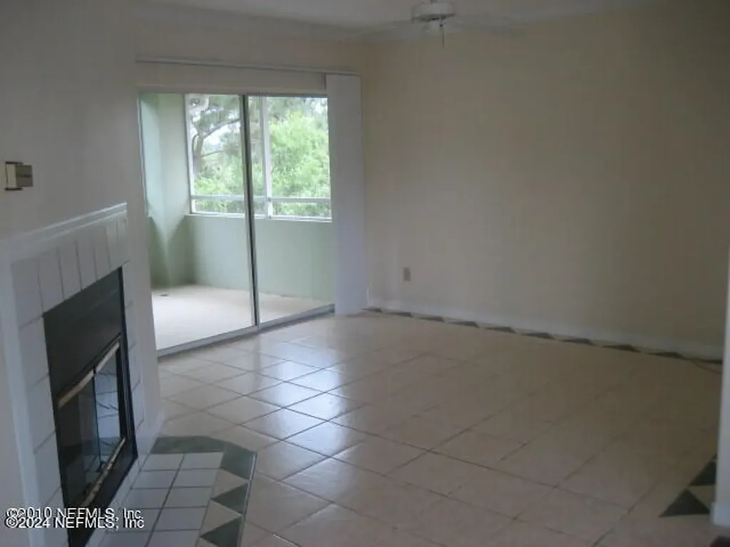 1800 The Greens Way Jacksonville Beach FL 32250
