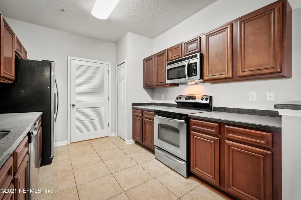 4920 Key Lime Drive Jacksonville FL 32256