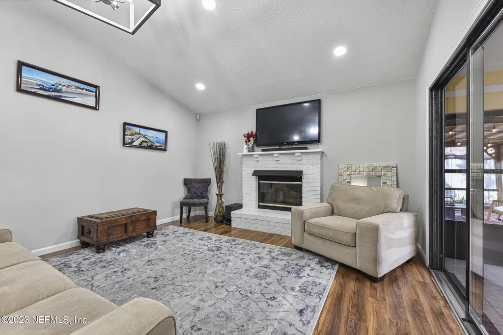 9126 Trevi Circle W Jacksonville FL 32257