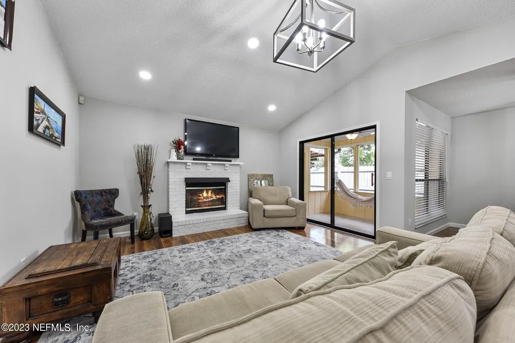 9126 Trevi Circle W Jacksonville FL 32257