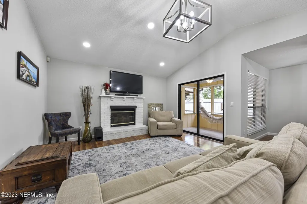 9126 Trevi Circle W Jacksonville FL 32257