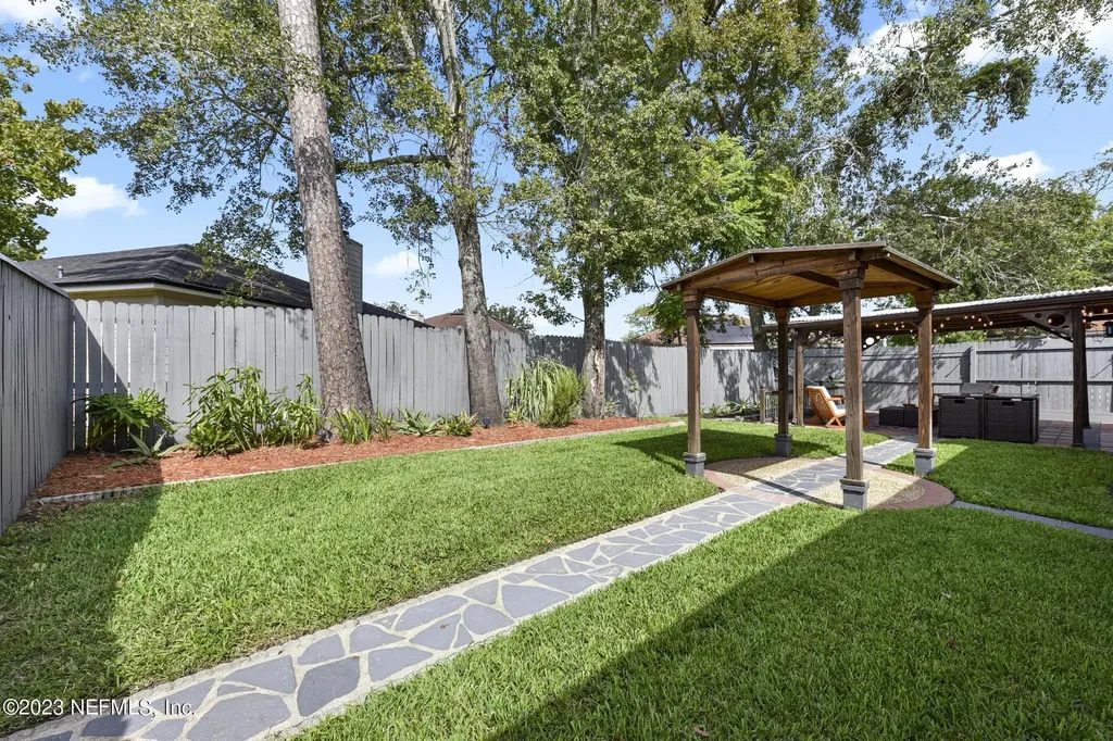 9126 Trevi Circle W Jacksonville FL 32257