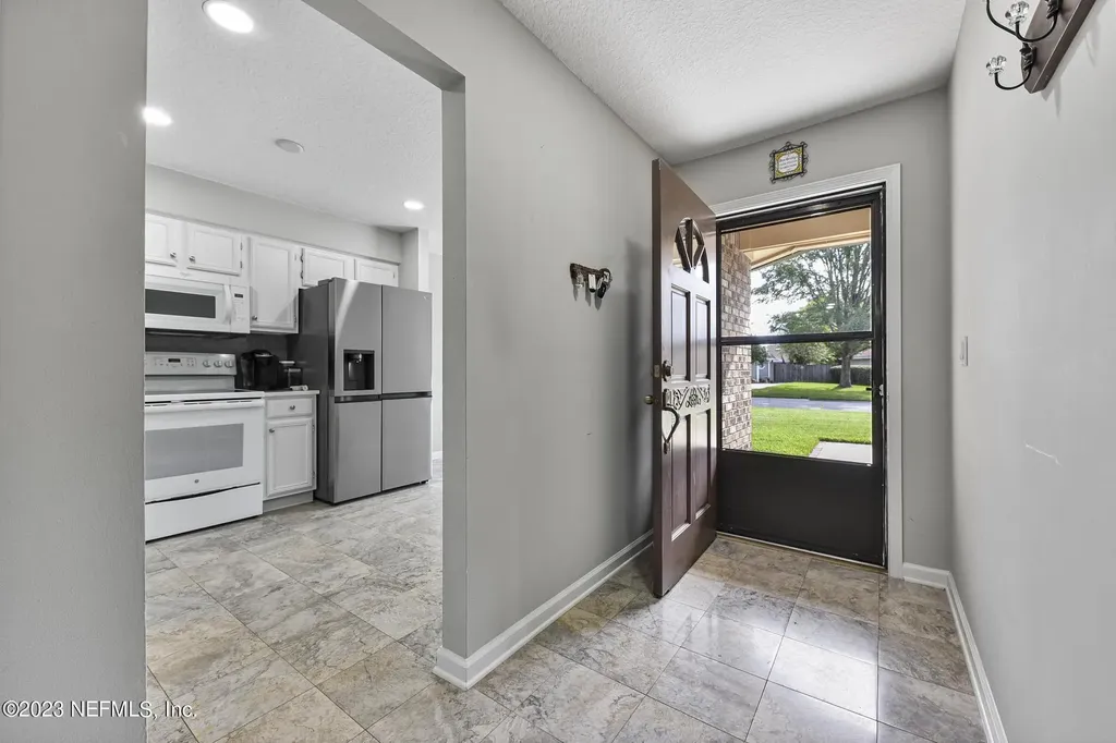 9126 Trevi Circle W Jacksonville FL 32257