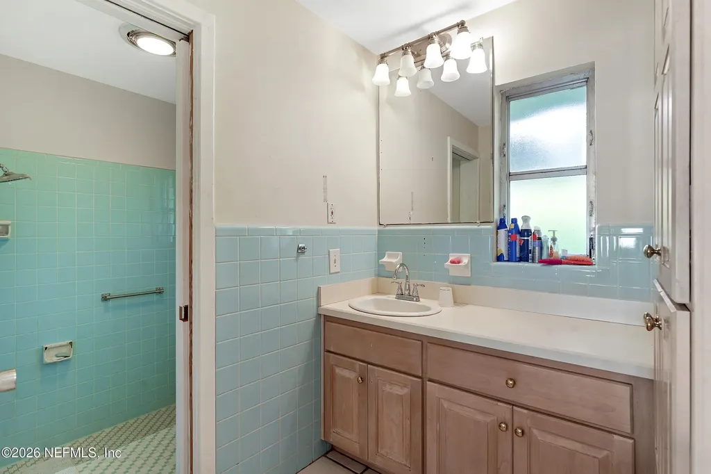 703 Front Street Welaka FL 32189