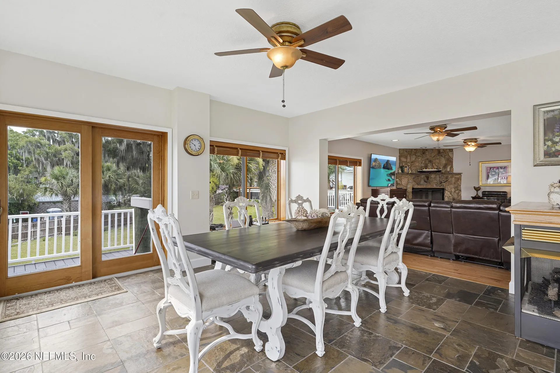 703 Front Street Welaka FL 32189