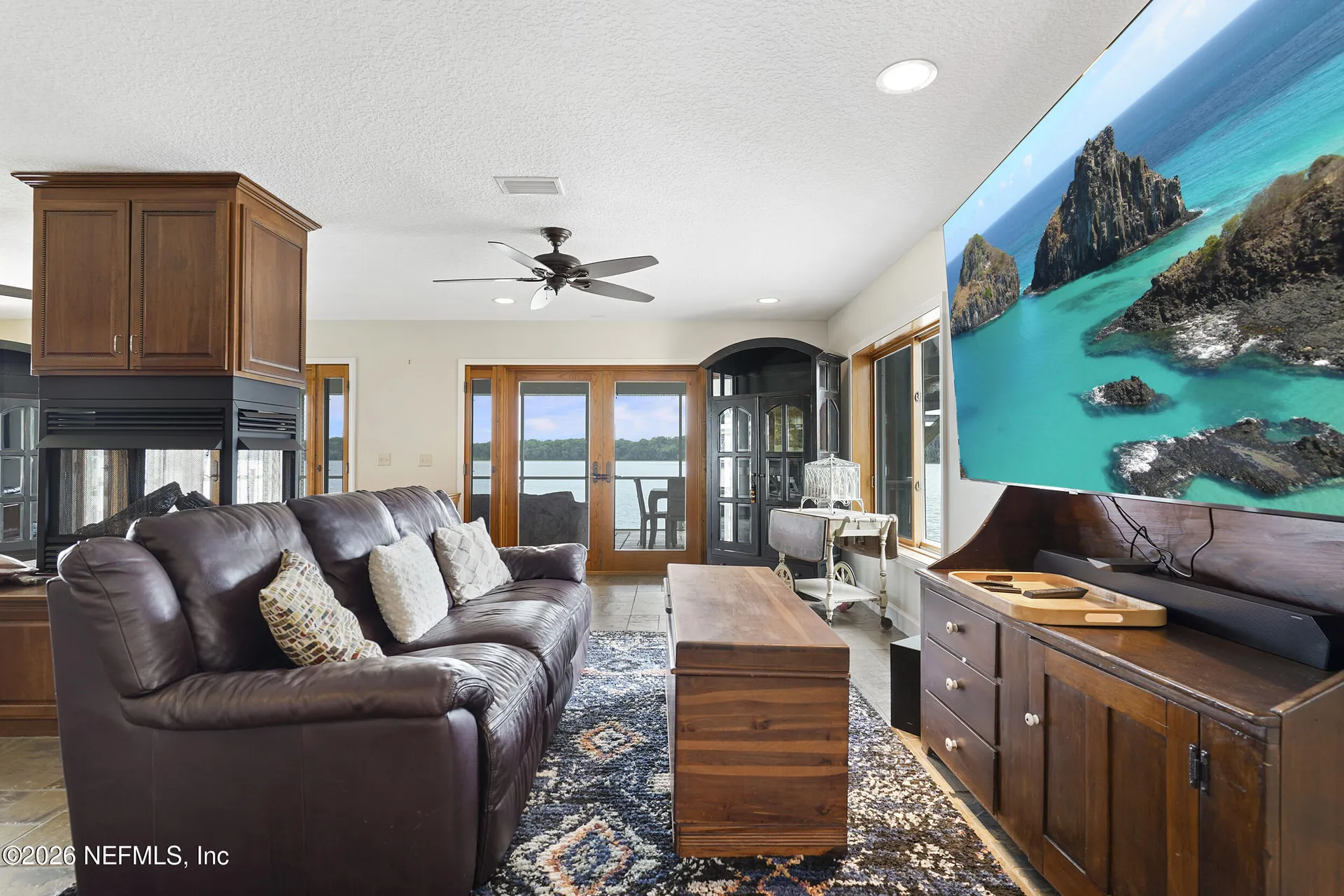 703 Front Street Welaka FL 32189