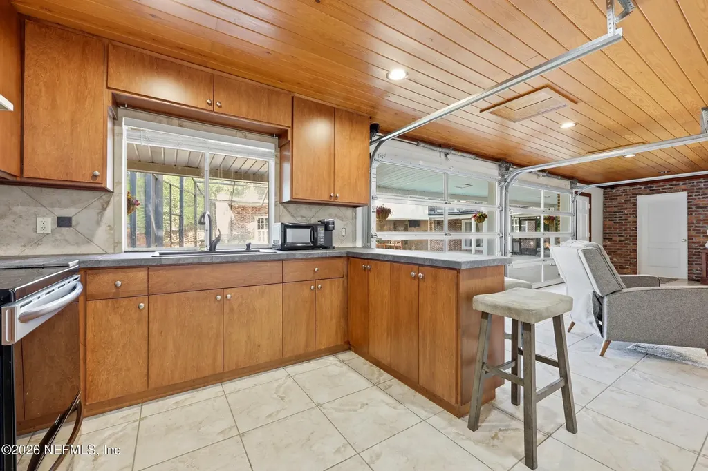 1501 Big Tree Road Neptune Beach FL 32266