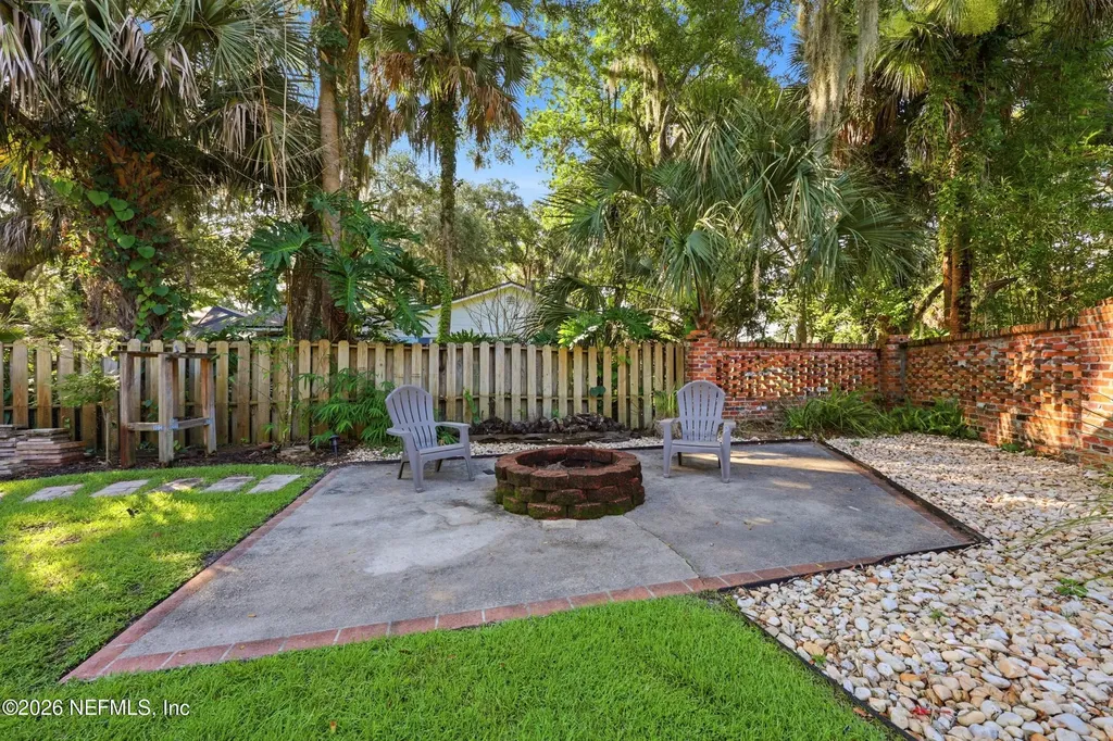1501 Big Tree Road Neptune Beach FL 32266