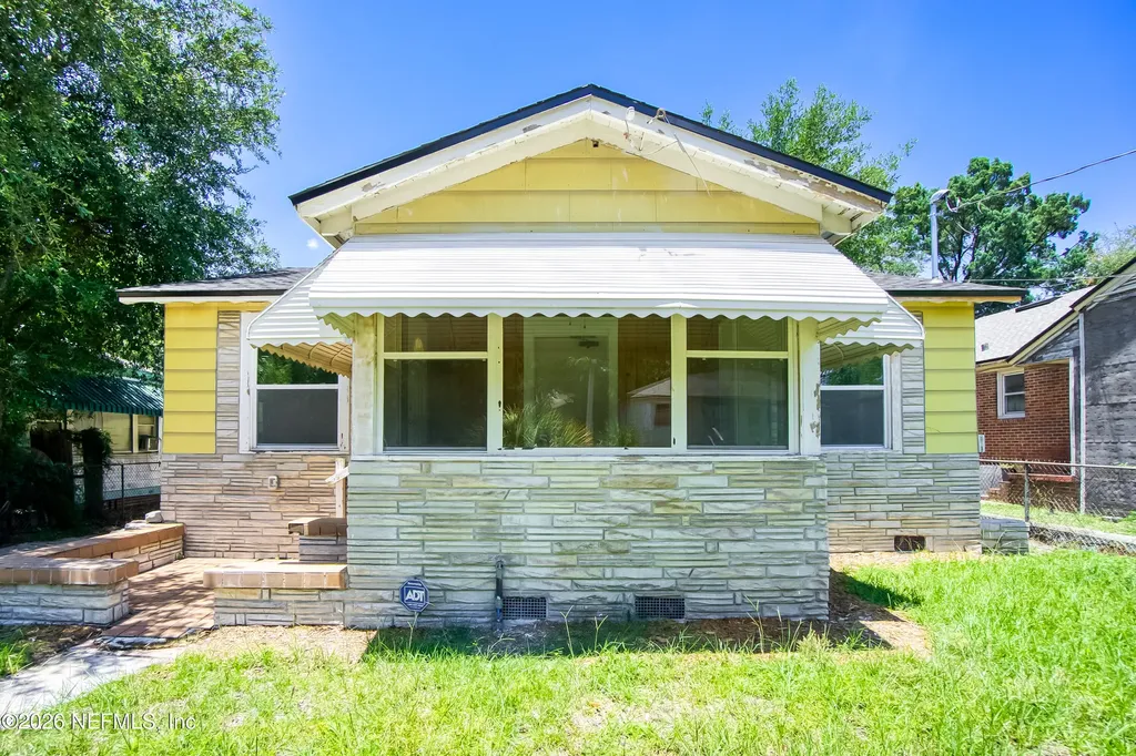 569 W 49th Street Jacksonville FL 32208