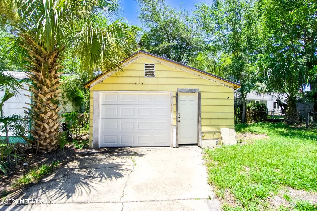 569 W 49th Street Jacksonville FL 32208
