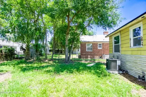 569 W 49th Street Jacksonville FL 32208