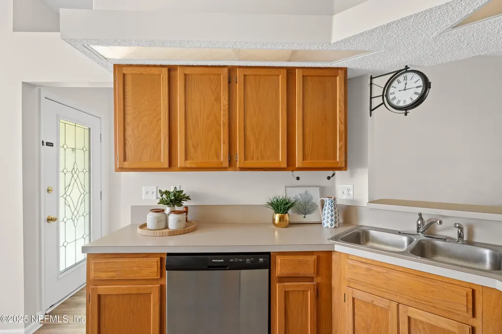 13241 Mendenhall Place Jacksonville FL 32224
