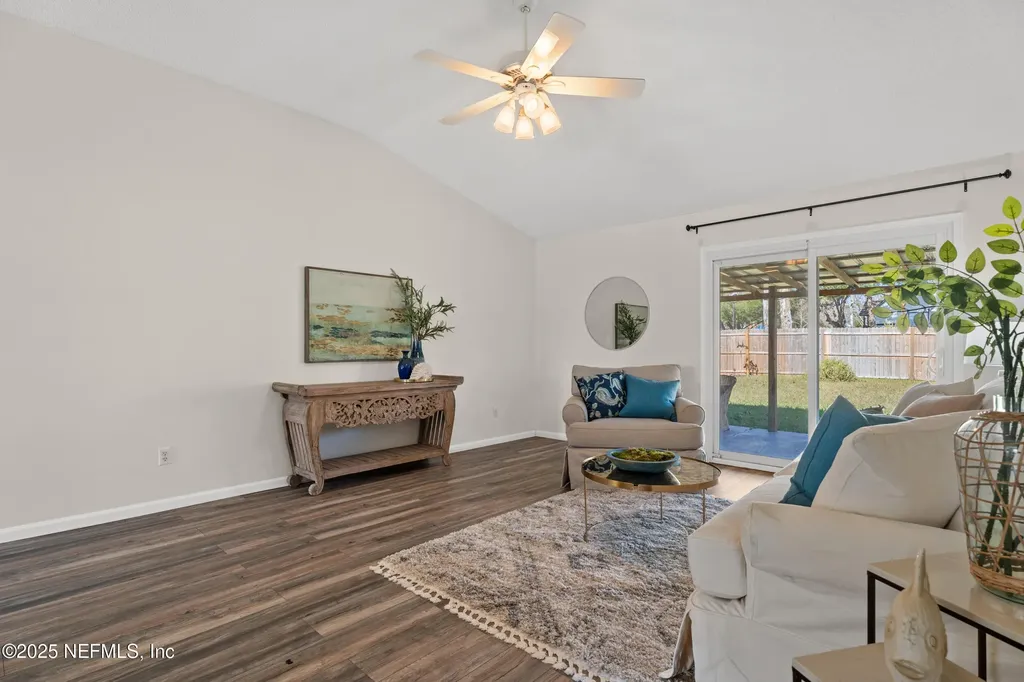 13241 Mendenhall Place Jacksonville FL 32224