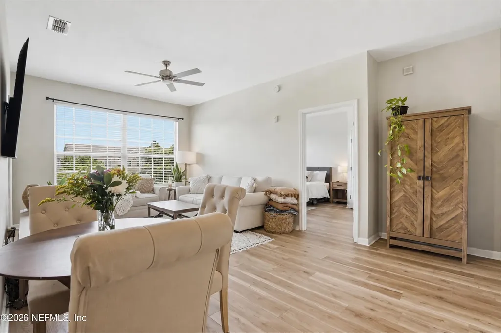 7990 Baymeadows Road Jacksonville FL 32256