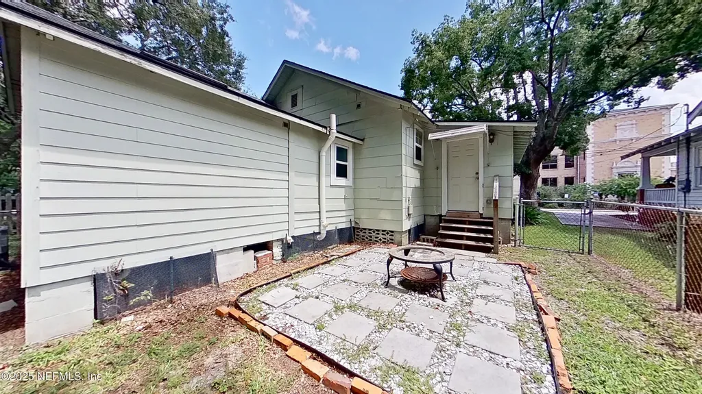1844 Thacker Avenue Jacksonville FL 32207