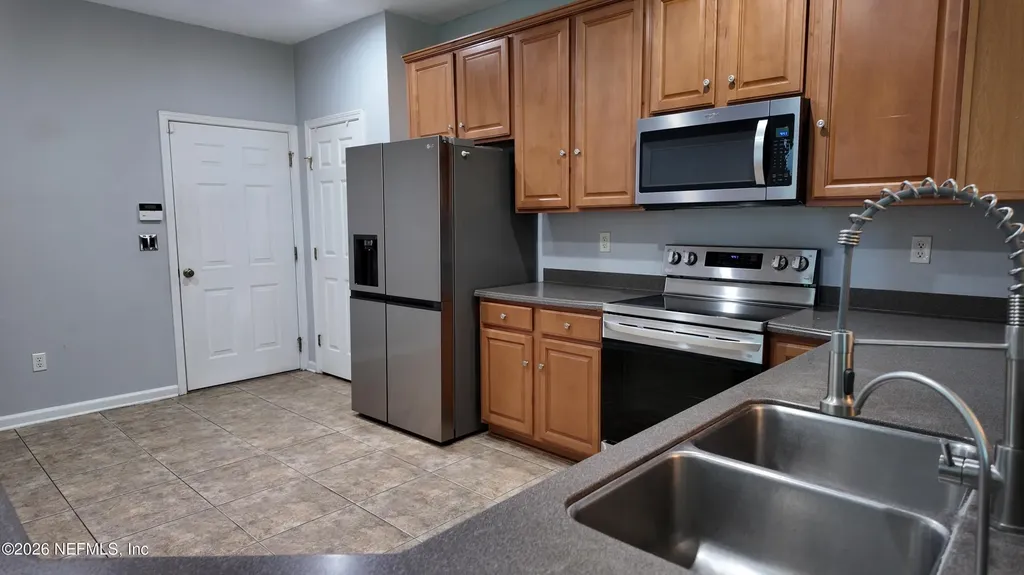 11015 Castlemain Circle E Jacksonville FL 32256