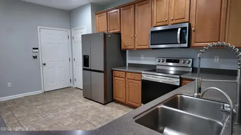 11015 Castlemain Circle E Jacksonville FL 32256