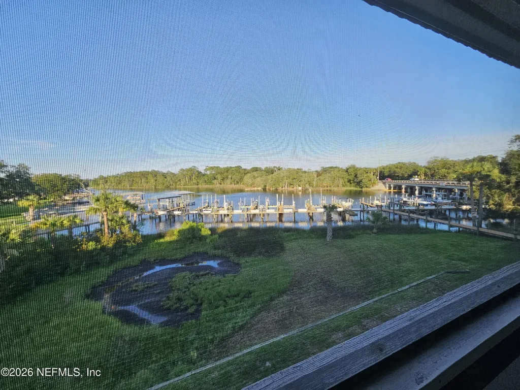 1307 River Hills Circle E Jacksonville FL 32211