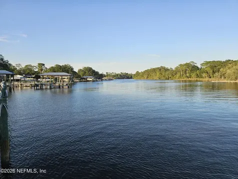 1307 River Hills Circle E Jacksonville FL 32211