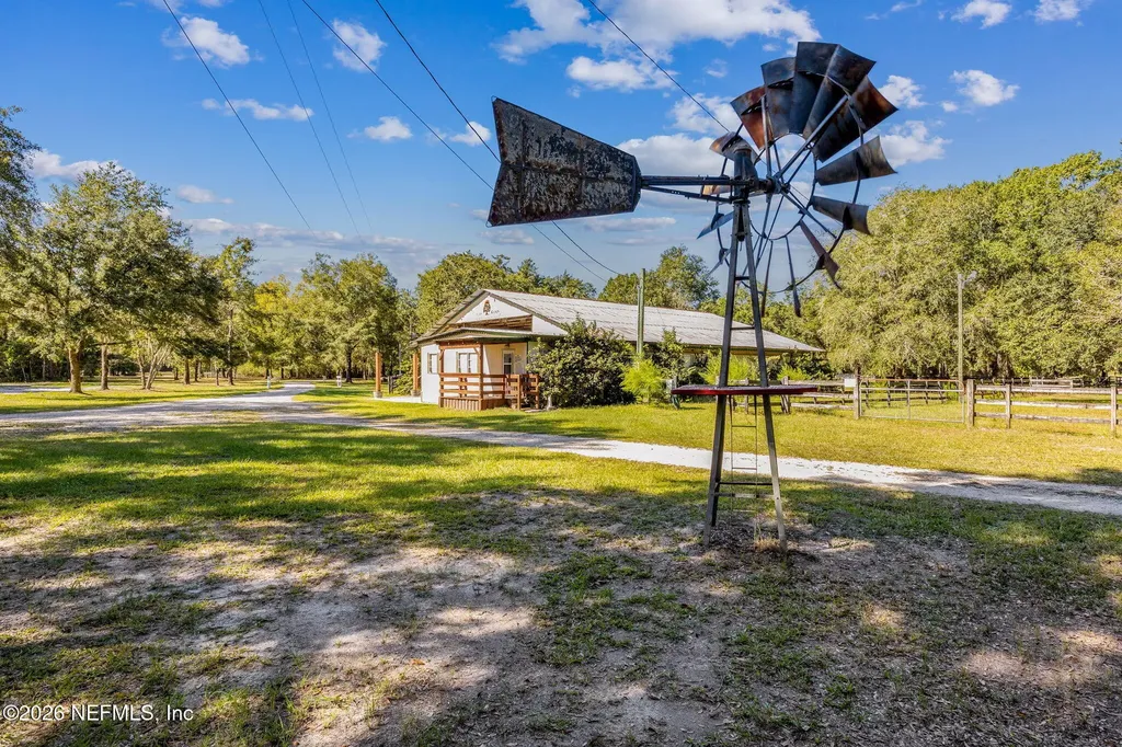 11 The Oaks Ranch Road Green Cove Springs FL 32043