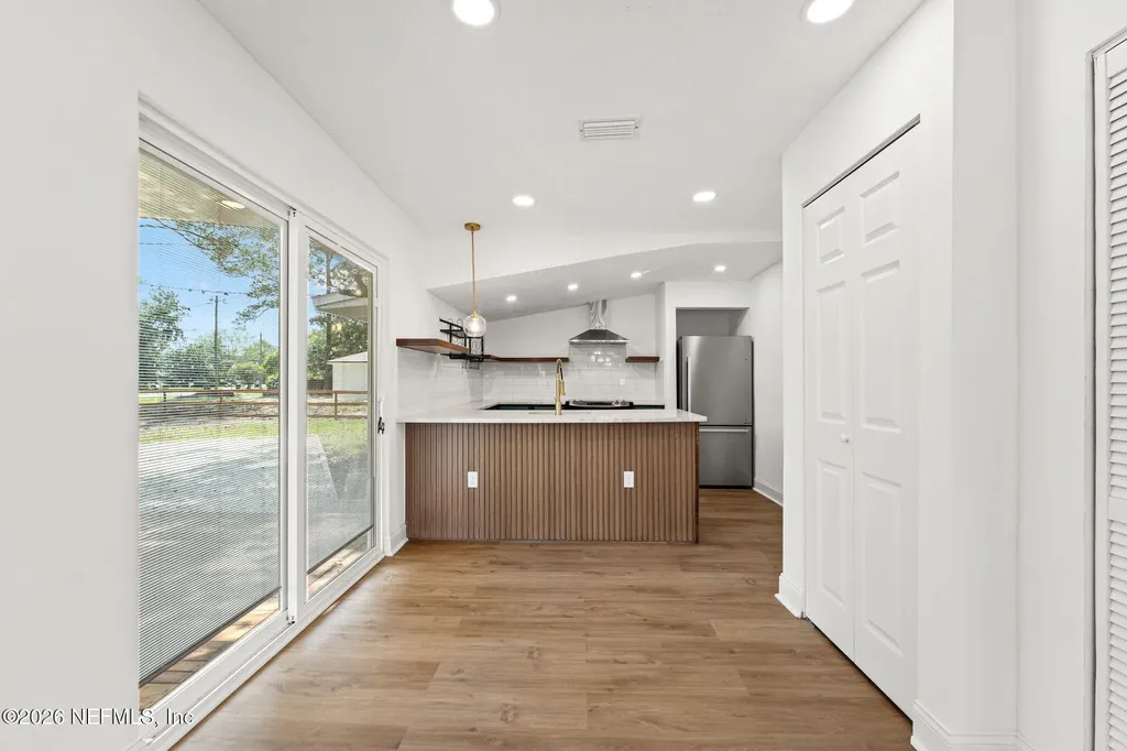 6986 Sallie Avenue Jacksonville FL 32210