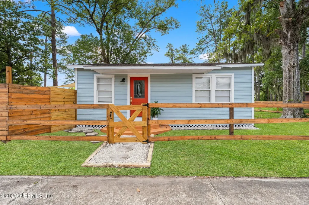 6986 Sallie Avenue Jacksonville FL 32210