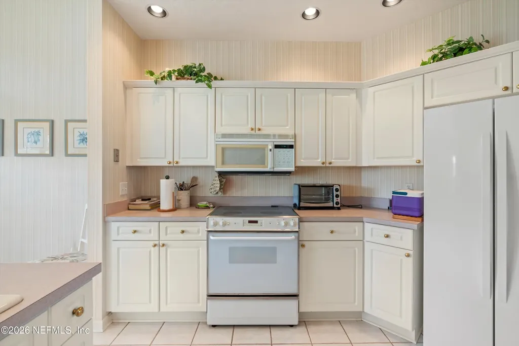 523 Lakeway Drive St. Augustine FL 32080
