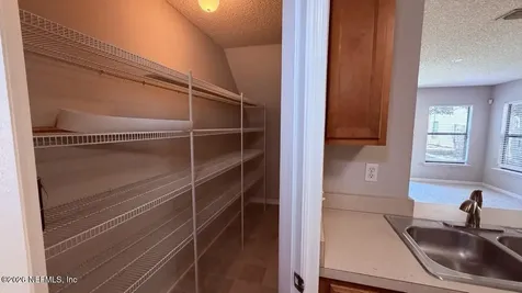 7724 Highchair Lane Jacksonville FL 32210