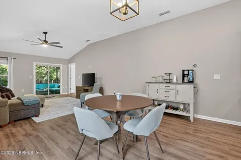 7784 Meadow Walk Lane Jacksonville FL 32256