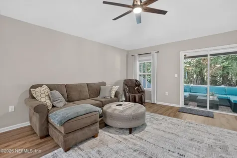 7784 Meadow Walk Lane Jacksonville FL 32256