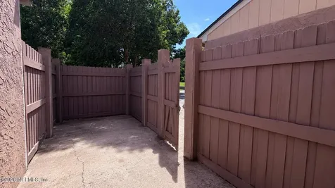 5568 La Moya Avenue Jacksonville FL 32210
