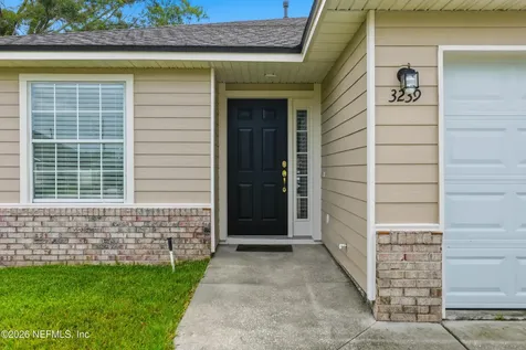 3239 Deuce Court Jacksonville FL 32277
