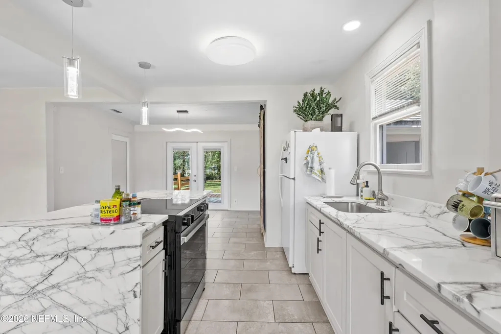 2442 Southside Boulevard Jacksonville FL 32216