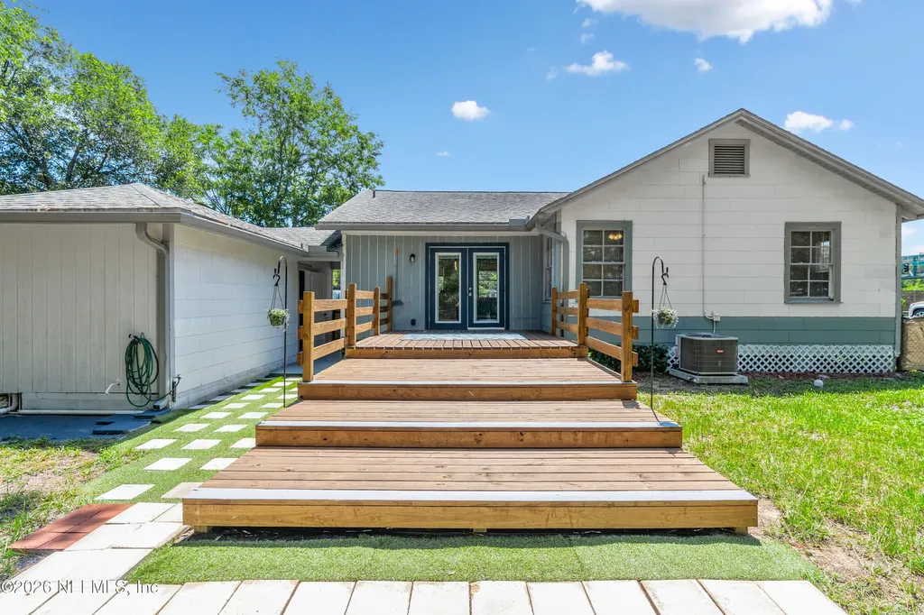 2442 Southside Boulevard Jacksonville FL 32216