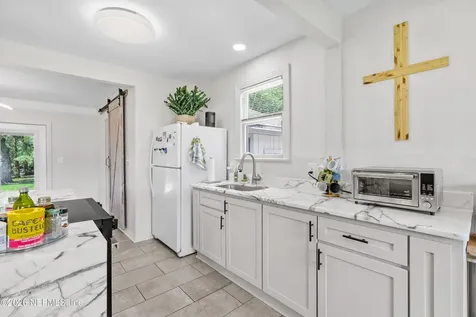 2442 Southside Boulevard Jacksonville FL 32216