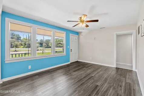 2442 Southside Boulevard Jacksonville FL 32216