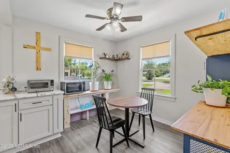 2442 Southside Boulevard Jacksonville FL 32216
