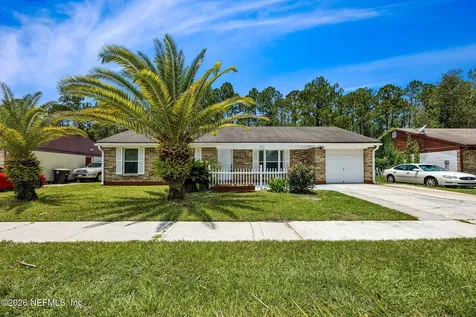 2586 Spring Lake Road W Jacksonville FL 32210